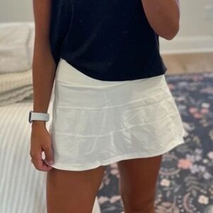 Lululemon White Pace Setter Skirt